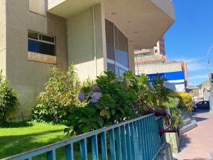 Se vende departamento centrico Valparaiso con 1 estacionamiento.