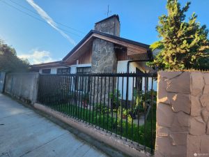 Se vende casa 1 piso en Lontue, Molina