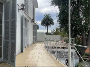 Se vende amplia casona a pasos del centro de Viña del Mar UF 10.500