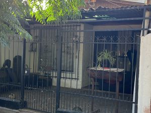 Casa esquina en avenida San Bernardo