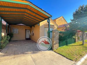 Venta casa 3 dormitorios, piscina, cocina ampliada, microbarrio cerrado