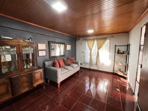 Hermosa Casa 2D 1B, Antejardín y Patio, Quilicura.