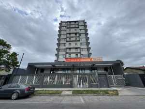 Arriendo departamento semi amoblado, en Edificio Arrau.
