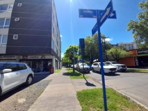 Vendo Departamento en edificio Céntrico, Carrera con Gamero